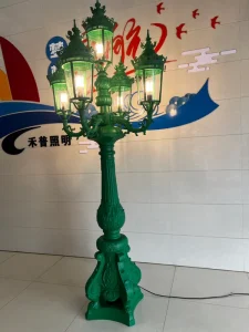 5 Head European Vintage Garden Light AC Powered Decorative Street Lamp Outdoor Waterproof Aluminum Pole for Park Villa Courtyard