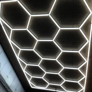 7 Panel Hexagon LED Ceiling Light 50W 6500K Modular Honeycomb Design for Office Warehouse Garage Workshop Auto Detailing