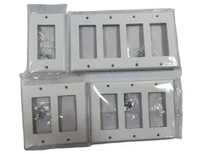 American 3-Gang Double-Pole GFCI White Wall Switch for 125V 15A with PC Cover Plate