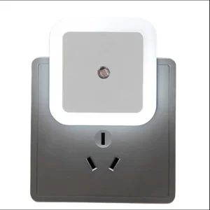 Automatic LED Night Light with Dusk-to-Dawn Sensor, EU/US Plug-In, Bedroom Lamp