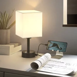 Classic Multi-functional Bedside Table Lights Fabric Lampshade Desk Lamps for Bedroom with American 3-Prong AC Outlet