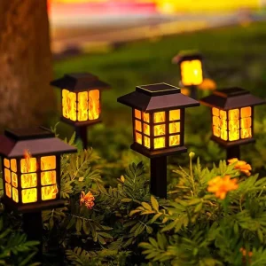 Custom Outdoor Solar LED Flickering Flame Light IP44 Waterproof Decorative Lawn Courtyard Lamp for Small Spaces Garden Pathways Road