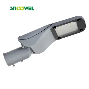 Energy Saving 100W Street Light Outdoor LED IP66 Waterproof 150lm w With 70000H Life Span in Smart Cities
