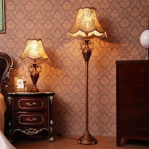 European Floor Lamp for Living Room Bedroom Study Villa Hotel LED Retro Creativity Floor Lamp Next to Sofa