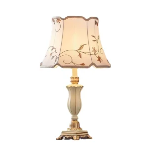 European Style Luxury Retro American Classical High End Table Lamp for Living Room Warm Romantic Wedding Bedside for Bedroom