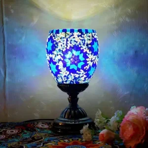 European Style Vintage Decorative Table Lamp with Blue and White Shade for Bedside Dining Room Hotel Guesthouse Bar