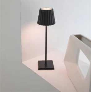 Factory Rechargeable LED Table Lamp Portable Lamp Touch Dimming Custom Colour for Home Hotel Restaurant Resort Gift