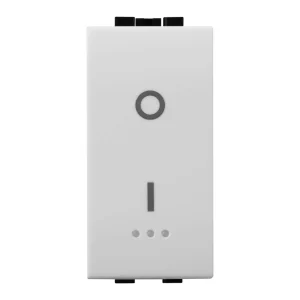 Italian Standard 16A Wall Switch PC and Copper Material 120x86mm 2 Outlets 2 USB-A 2 USB-C