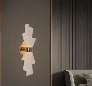LED Iron Wall Lights Remote Control Acrylic Lamp 220V Modern Simplicity Design Living Room Bedroom Bedside Stair Delicate