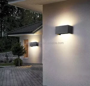 Manufacturer LED Outdoor Waterproof Wall Lamp Square Aluminum Human Body Sensing Garden Dimmable Tempered Glass 3000K