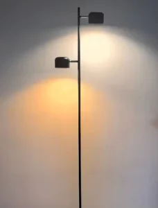 Minimalist Italian-style Iron LED Floor Lamp Eye-Friendly High-End Styling for Living Room Sofa and Bedroom