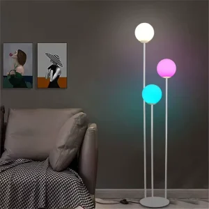 Modern 3 Head Creative Ball Floor Lamp for Living Room Bedroom Hotel Decor White Metal Standing Light