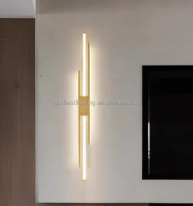 Modern Design 220V Aluminum Wall Lamp with CE Certification and Acrylic Shade