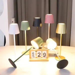 Modern Design Custom LED Table Lamp for Restaurant Bars Dimmable USB Night Light Wireless Desk Lamp Touch Control Power Battery