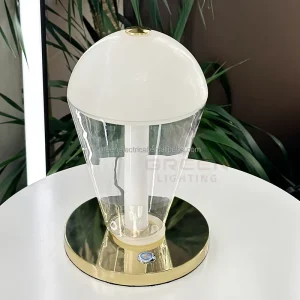 Modern European Crystal Table Lamp for Bedrooms Princess Style Warm Wedding Bedside Lamp with Adjustable Battery Power