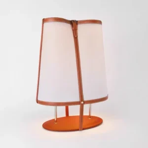 Modern Iron High End Luxury Desk Lamp with LED for Bedroom Living Room Decoration Custom Lamps