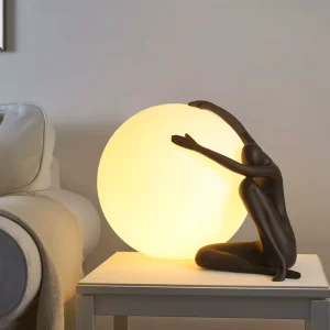 Modern and Simple Nordic Indoor LED Table Lamp High quality Spherical Portrait Sculpture Made of Resin Factory Direct Sales