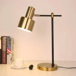 Nordic Bedroom Bedside Table Lamp Modern American Style Light Luxury Hotel Study Reading Decorative
