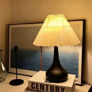 Nordic Retro Style LED Table Lamp with Fabric Shade Battery Powered for Dorm Rooms and Bedrooms for Girls