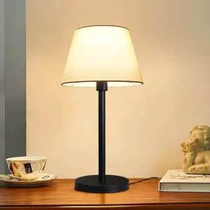 Nordic Style Indoor Home Hotel Simple Bed Side Table Lamps Living Room Fabric Metal Desk Lamp E27 Reading Lamp for Office Study