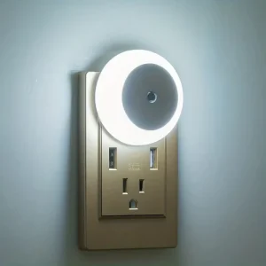 Plug in LED Night Light Dusk to Dawn Sensor Smart Wall Night Light for Bathroom Bedroom Home Kitchen Hallway Round Lamp