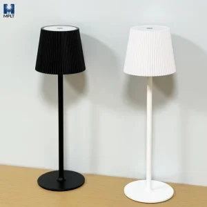 Rechargeable Wireless LED Restaurant Table Lamps Cordless Battery Lampe De Table Nordic Desk Light Touch Control Home Decor