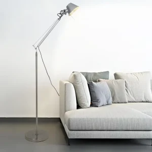Rotating Rocker Table Lamp Metal Hotel Homestay Living Room Study Straw Hat Floor