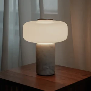 Simple Marble Table Lamp a Table Lamp with a New Modern Design for Interior Decoration Suitable for Reading Lighting MT87858