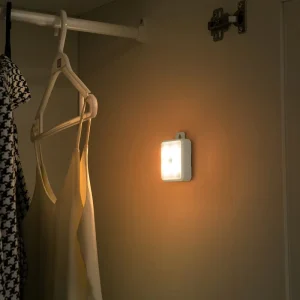 Smart Motion Sensor LED Night Light, Magnetic Wall Mount