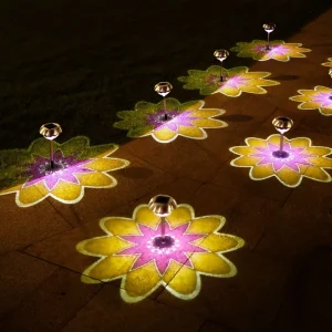 Solar Projection Outdoor Waterproof Lawn Pathway Garden Decoration Landscape LED Flower Lamps