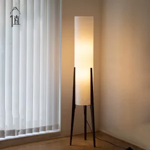 Solid Wood Floor Lamp Nordic Art Tripod Lamp Simple Modern Fabric Lampshade Bedroom Decor Reading Lamp Living Room Standing Lamp