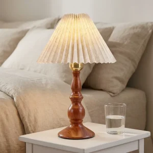 Southeast Asian Style Wood Grain Desk Lamp Creative Bedroom Bedside Lamp Hotel Homestay Decoration High End Atmosphere Night