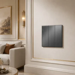 UK Standard 10A 250V 3 Gang 2-Way Wall Switch