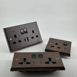 UK Standard Double Universal Socket Wood Panel Wall Switch with Factory Direct Home Hotel Electrical Device