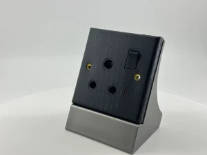 UK Standard Electrical Accessories 15A Socket Wood Panel Wall Switch and Socket Home Hotel Use