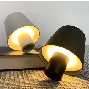 USB Rechargeable LED Desk Light Touch Control Indoor Use Contemporary Design Metal Dimmable Portable Lamp for Restaurants Bars